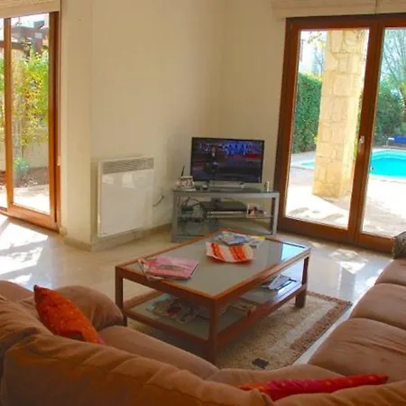 Villa “how To Rent Your Perfect Aphrodite Hills Villa” Loukia *