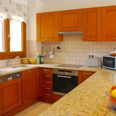 “how To Rent Your Perfect Aphrodite Hills Villa” Loukia Villa