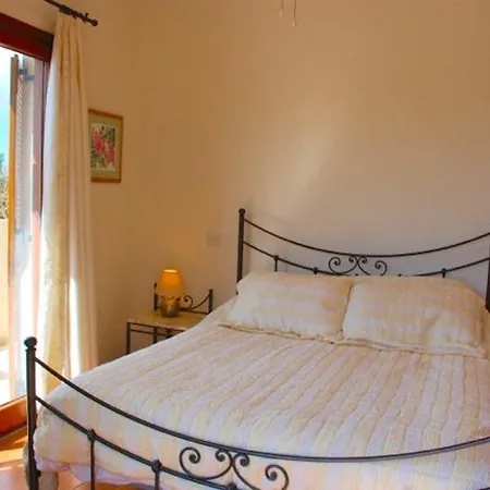 “how To Rent Your Perfect Aphrodite Hills Villa” Loukia וילה